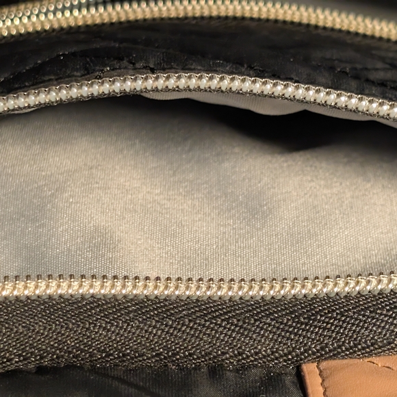 Skip Hop Suite Backpack - Luxe Black & Gold Quilted - Commuter & Multi-Use Bag - Picture 11 of 16